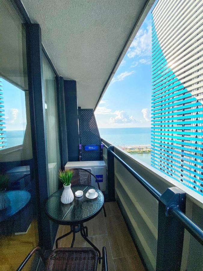 Apartments Batumi Studio V מראה חיצוני תמונה