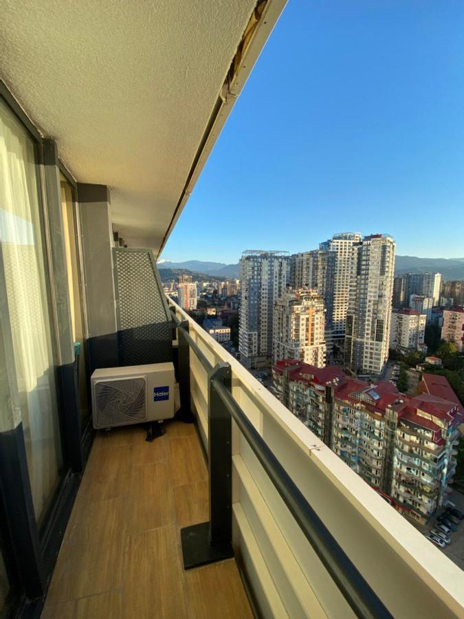 Apartments Batumi Studio V מראה חיצוני תמונה